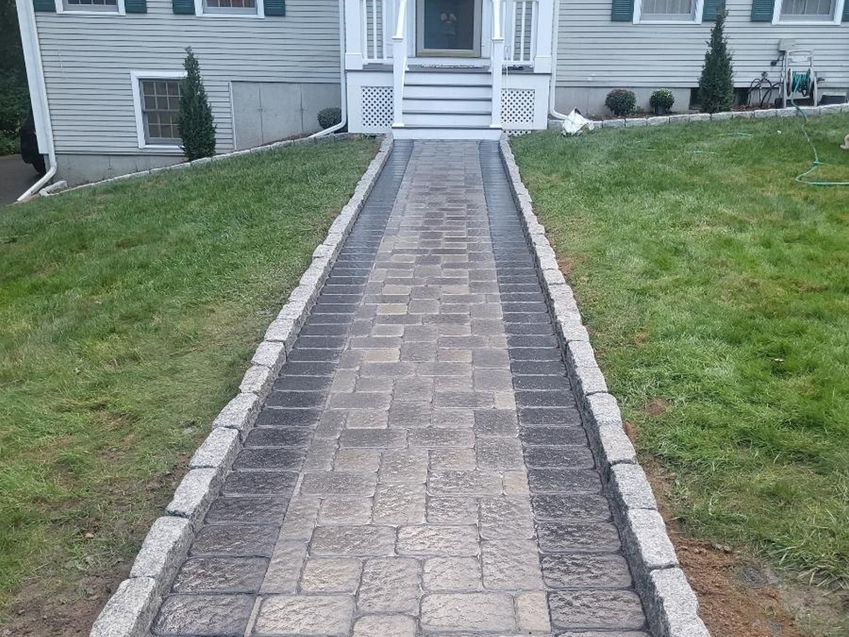 G&G LANDSCAPING SERVICES LLC